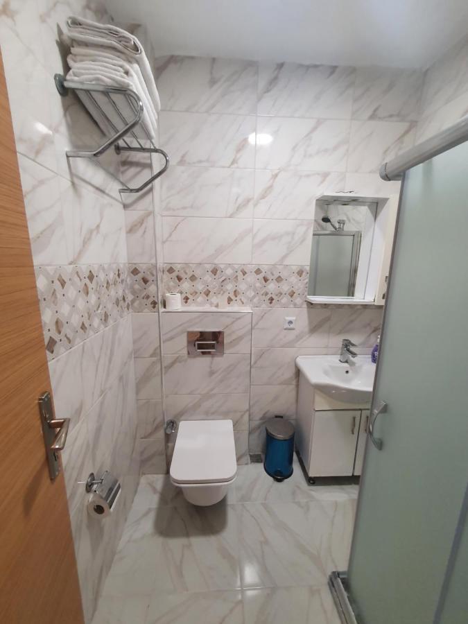 Efe Apart Hotel Istanbul Bagian luar foto