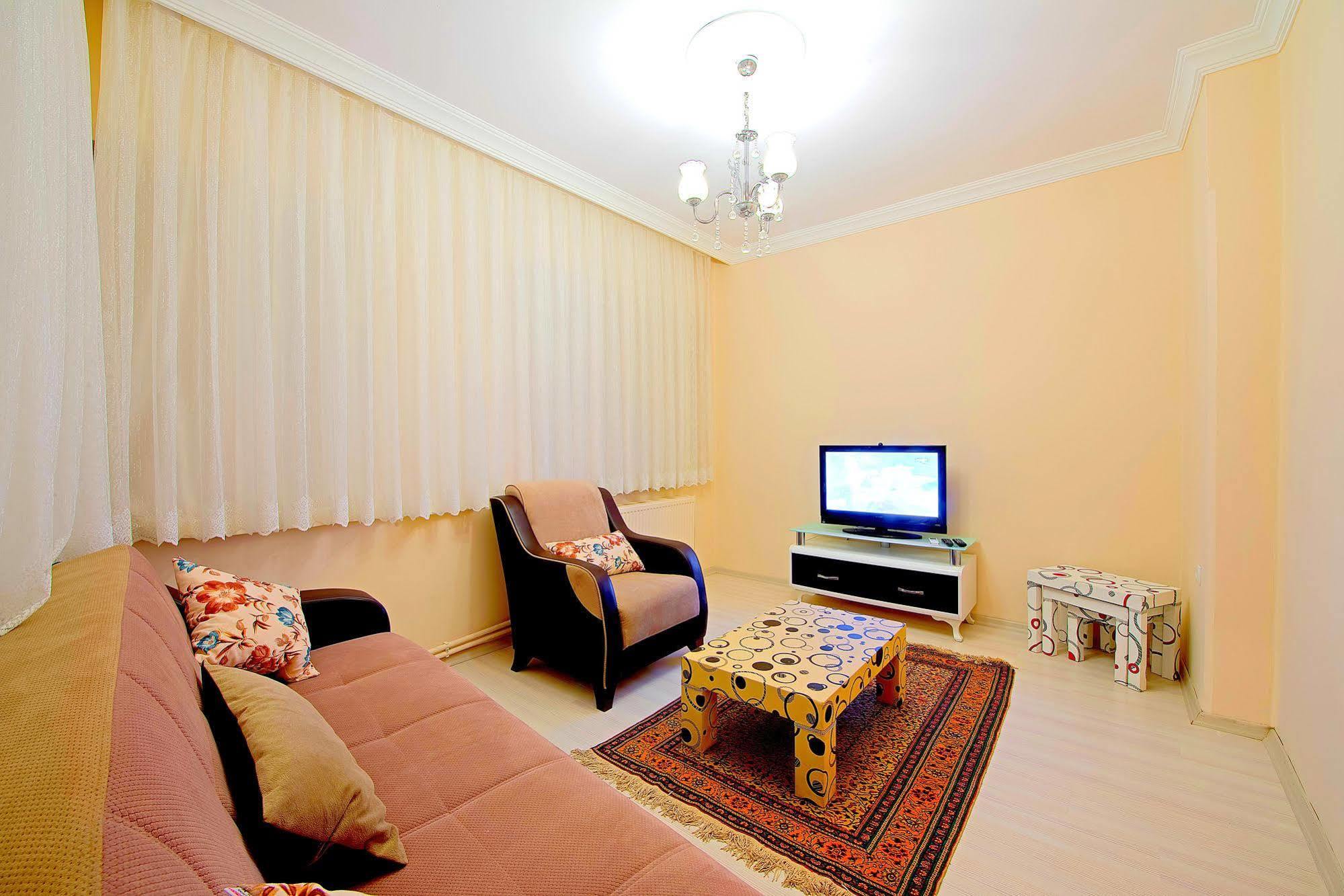 Efe Apart Hotel Istanbul Bagian luar foto